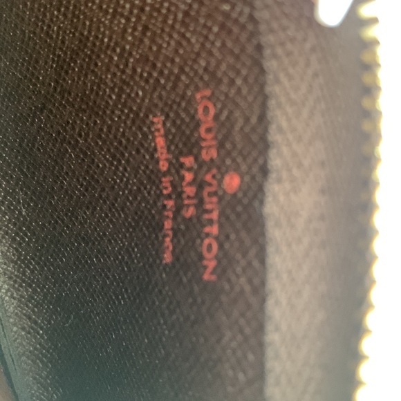Authentic Louis Vuitton key pouch - Picture 7 of 7